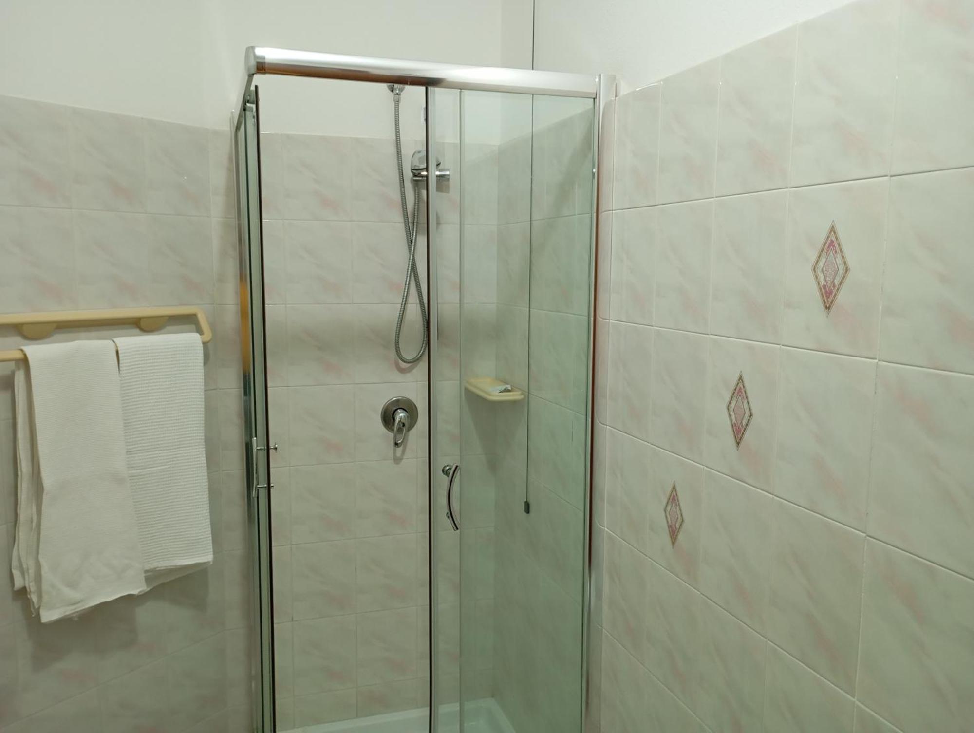 Hotel Meridiana Arbus Extérieur photo