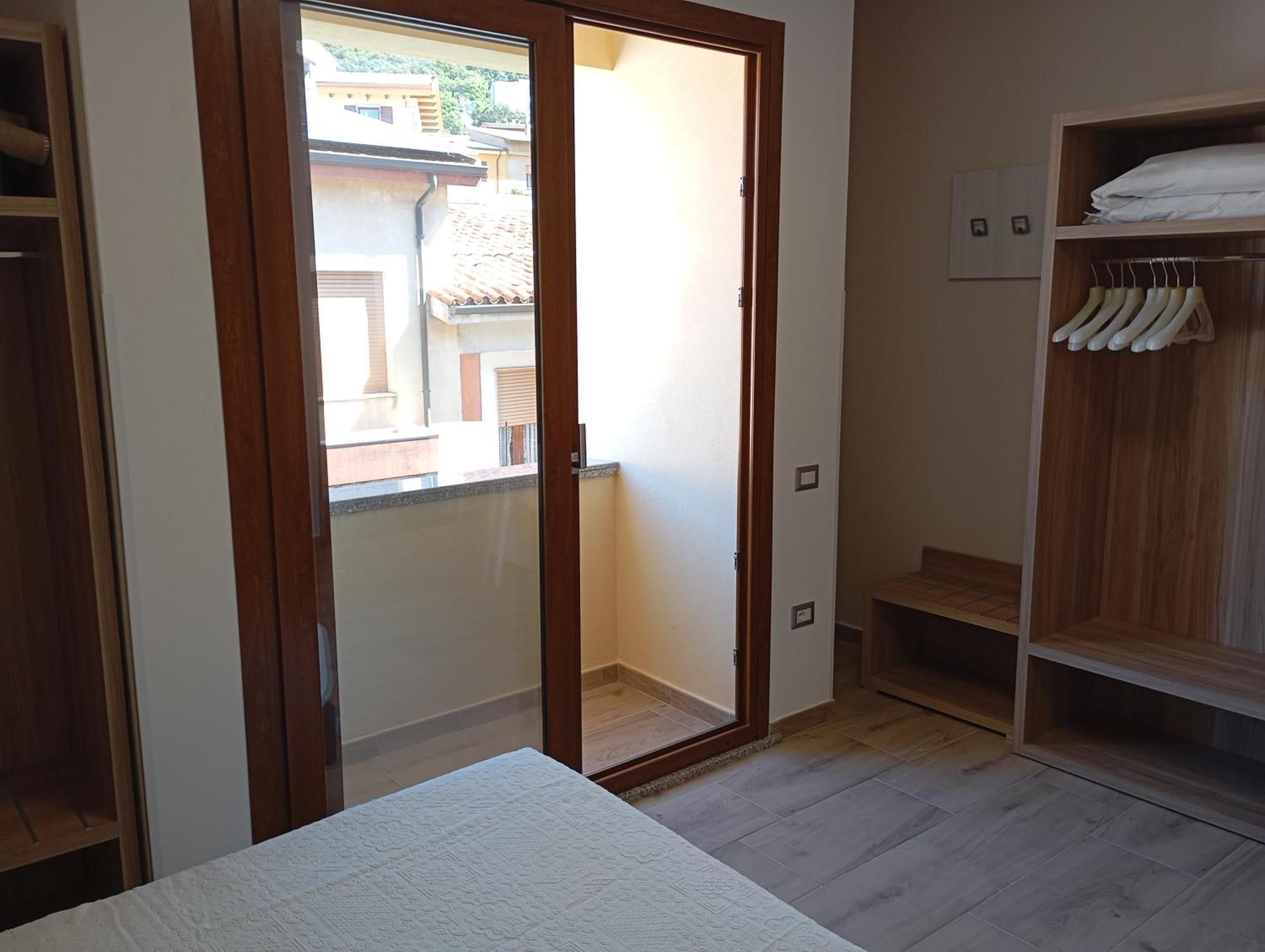 Hotel Meridiana Arbus Extérieur photo