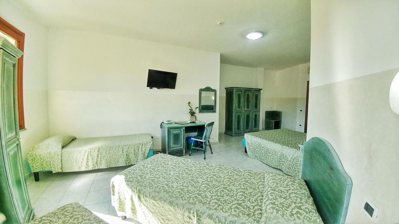Hotel Meridiana Arbus Extérieur photo